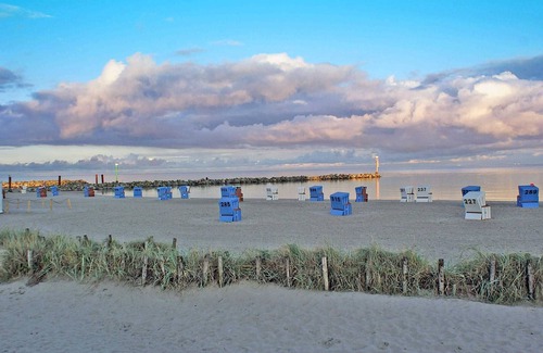 Damp House | Tent roof house with W-LAN near the beach - Tent roof house - a few minutes to the beach