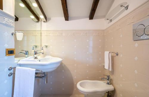 Segni Villa | TENUTA CAVI 6&4, Emma Villas