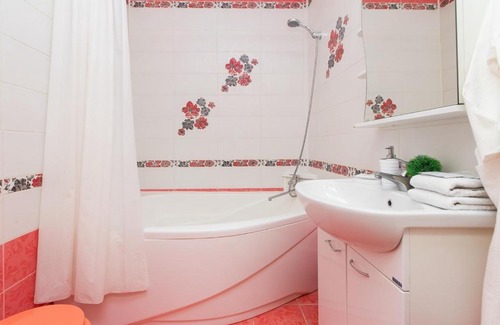 Chelyabinsk Apartment | Terrace Братьев Кашириных