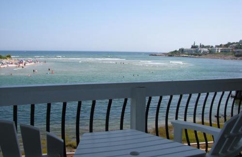 Ogunquit Hotel | Terrace By The Sea