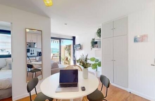 Cannes Old Town Apartment | Terrace with sea view, Swimming pool, Beach 200m away, A/C
