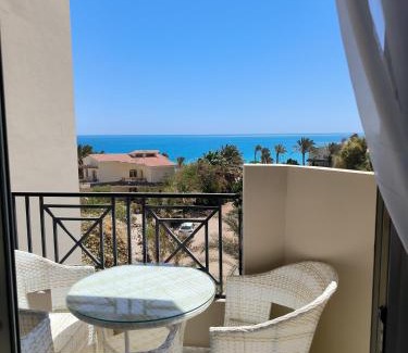 Al Ahyaa Apartment | Terracotta studio with amazing beach and sea view