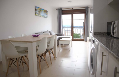 Boiro Apartment | TERRAMAR APARTMENTS Overlooking the sea and close to the beach in the Arousa Estuary