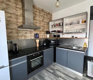 La Celle-sous-Gouzon Apartment | Terrasse in Dunkerque