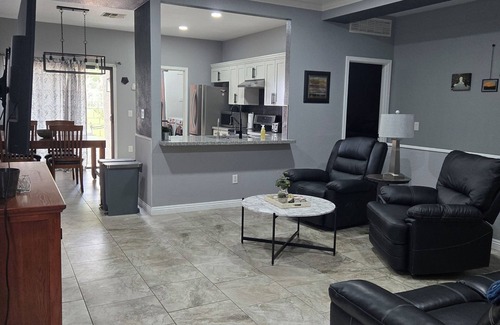 Apache Junction House | Terrific 3-bedroom single level house with AC in Apache Junction