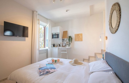 Lugano Hotel | Tesori della Vetta Pervinca, Lugano, Switzerland