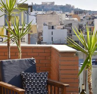 Metaxourgio Apartment | Tete's Acropolis View Penthouse