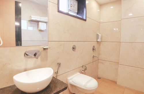 Bhopal Hotel | TGI Insignia