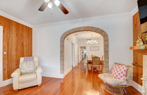 Mango Groves House | Thai Villa Downtown Historic Home - 1mi to Beach