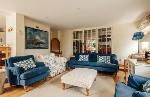 Thurlestone House | Thatchways