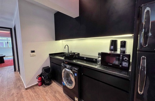 Heliopolis Apartment | The 2 BDR Scarlet Condo 5 min to CAI Airport