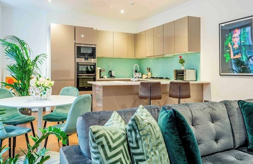 Soho Apartment | The 2 Connected Apartment in Covent Garden