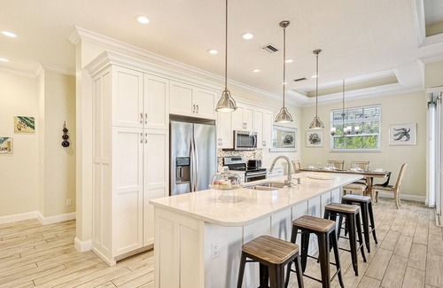 Siesta Key House | The Abalone | Luxury Pet Friendly Home, 2 Heated Pools, Ping Pong Tables Steps to Beach!