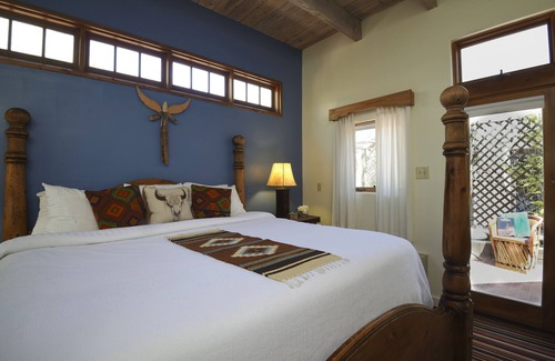Abiquiu Hotel | The Abiquiu Inn