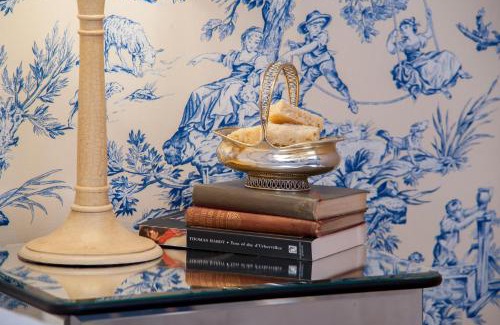 Evershot Hotel | The Acorn Inn