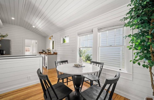 Hyde Park Apartment | The Adaline 9 by Brightwild Hyde Park Penthouse