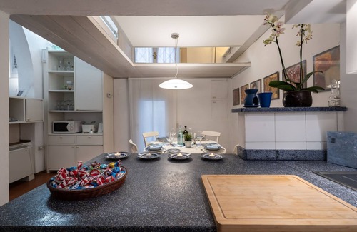 Pisa City Centre Apartment | The air conditioned loft vaults