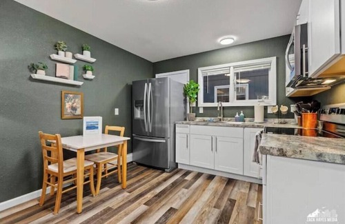 North Star Apartment | The Alaskan Book Nook [13]