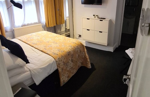 Shrewsbury Hotel | The Alb
