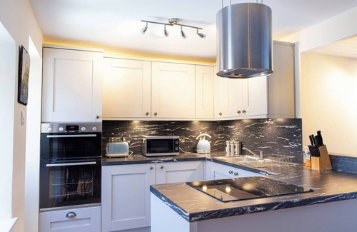 Carnoustie Ski Chalet | The Albatross - A 3 bed Carnoustie Classic