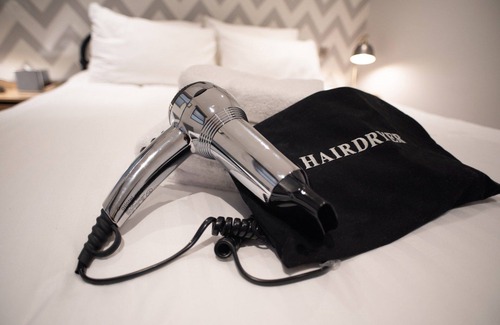 Esher Hotel | The Albert Arms
