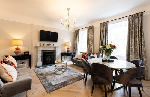 New Town Apartment | The Alexander Bain Apartment