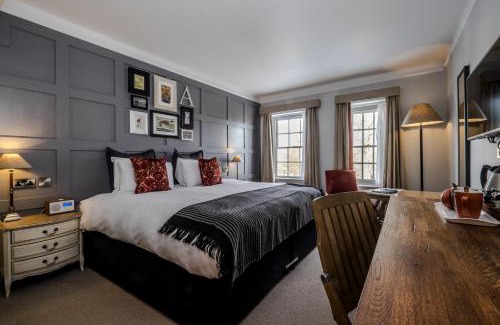 South Twickenham Hotel | The Alexander Pope Hotel