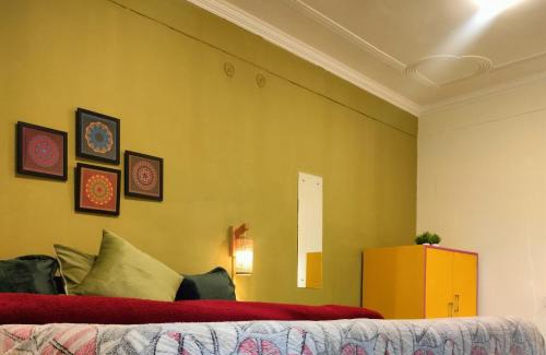 Almora Hotel | The Alpine Vista