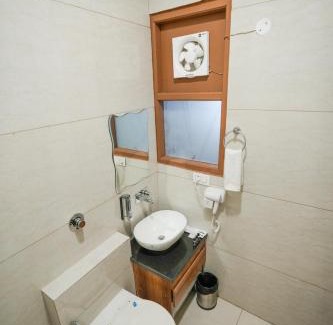 Zirakpur Hotel | The Ambience Hotel Chandigarh Zirakpur