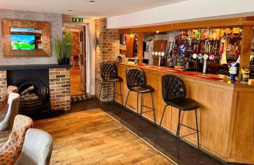 Sutton Bridge Hotel | The Anchor Inn
