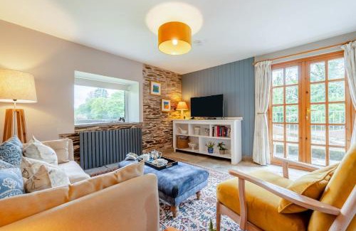 Little Petherick Apartment | The Anchorage - Little Petherick