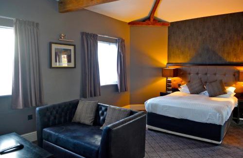 Whitby Hotel | The Angel Hotel Wetherspoon