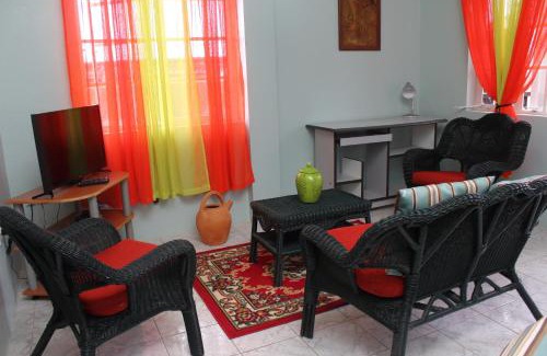 Roseau Apartment | The AnSwin Apartment