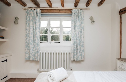 Henley House | The Antelope