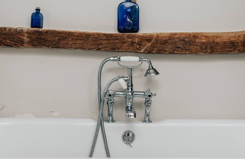 Henley House | The Antelope