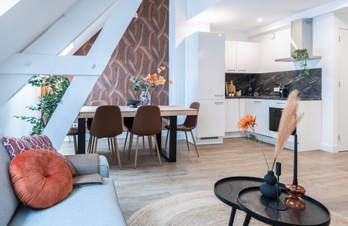 Municipality of Tilburg Apartment | The apartment features 3 good bedrooms, airco and new beds