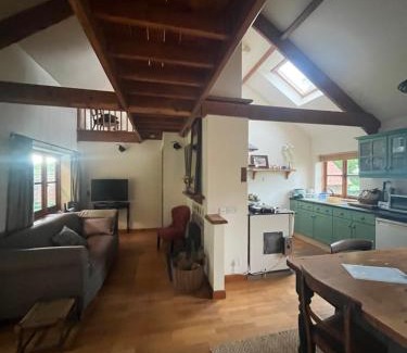 Fiddington House | The Apple House