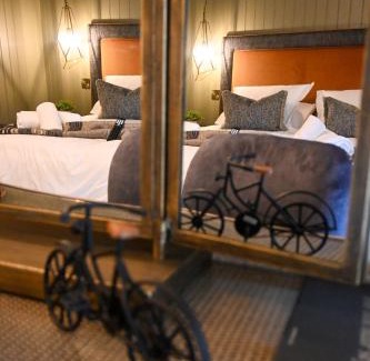 Belford Hotel | The Apple Inn
