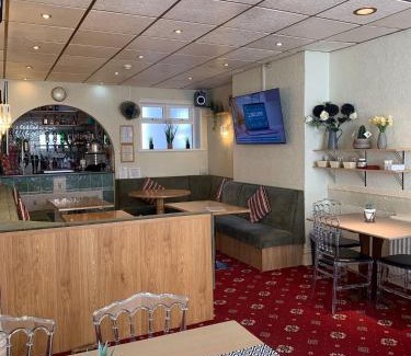 Blackpool Town Center Bed & Breakfast | The Arabella