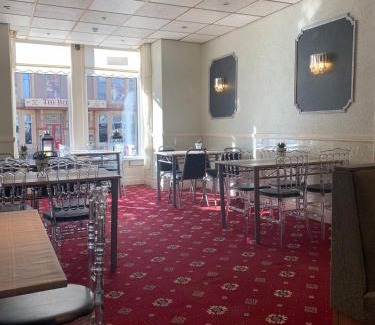 Blackpool Town Center Bed & Breakfast | The Arabella