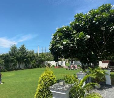 Gurugram House | The Aravali Stays