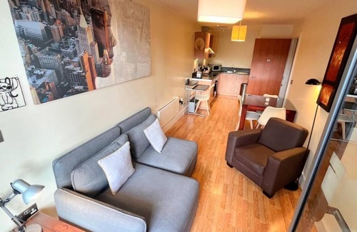 Bordesley Apartment | The Arcadian, Birmingham City Centre, by Lark Accommodation Cosy 1-bedroom Flat
