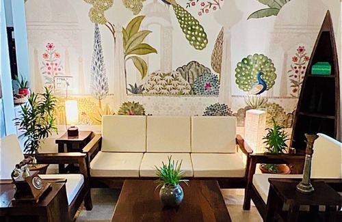 Gurugram House | THE ART KOTHI bungalow nwith 8 bedrooms and WiFi,AC in charming central Gurugram