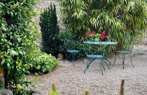 Montigny-sur-Loing House | The Atelier, cosy refuge close to the magic forest