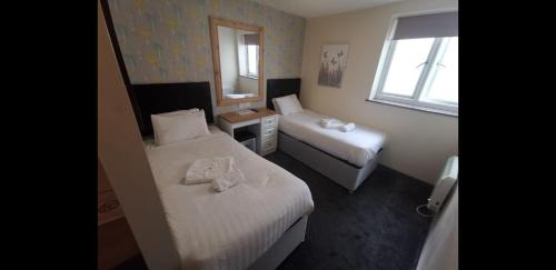 Birmingham Hotel | The Avenue Club and Lodge