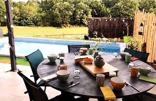 Saint-Marcel-de-Careiret Villa | THE “BAYARENDA” VILLA AND ITS PRIVATE SWIMMING POOL IN A QUIET AREA, BETWEEN VINEYARDS AND GARRIGUES