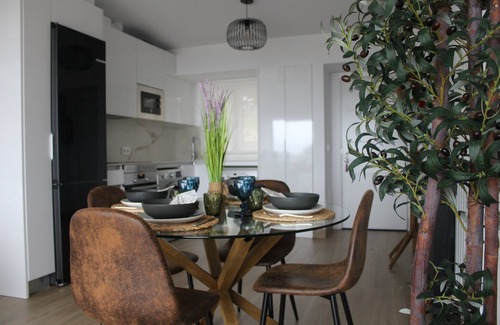 Canales Apartment | The balcony of Oyambre. New exclusive accommodation with sea and mountain views.
