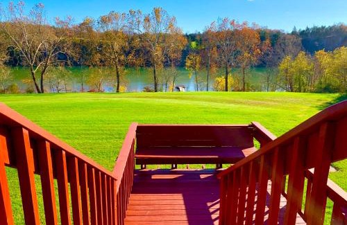 Luray House | The Barn at Evermore: riverfront retreat w/hot tub
