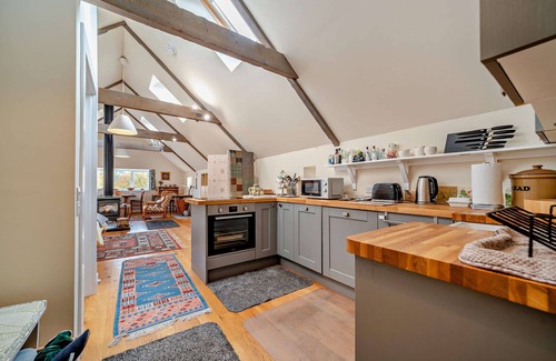 Biggar House | The Barn at Llolans - One Bedroom House, Sleeps 2