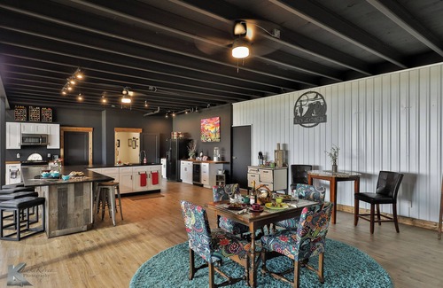 Abilene House | The Barn at Wayward Crossing